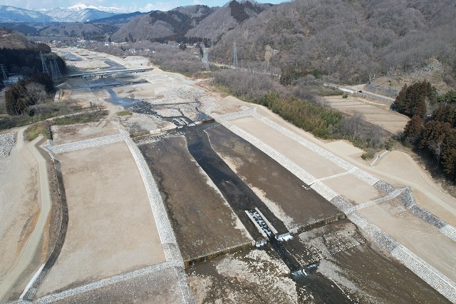 令和2年社砂防火号1-001号　松川流路工工事